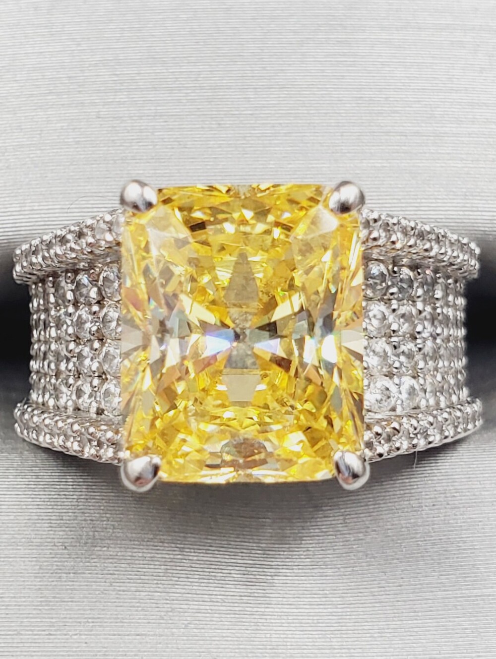 5 Carat Fancy Yellow Canary & White Diamond Simulant Ring - 925 Sterling Silver